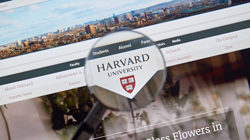 Univerzitet Harvard prva potvrđena žrtva hakovanja Oracle EBS zero-day ranjivosti-Kiber.ba